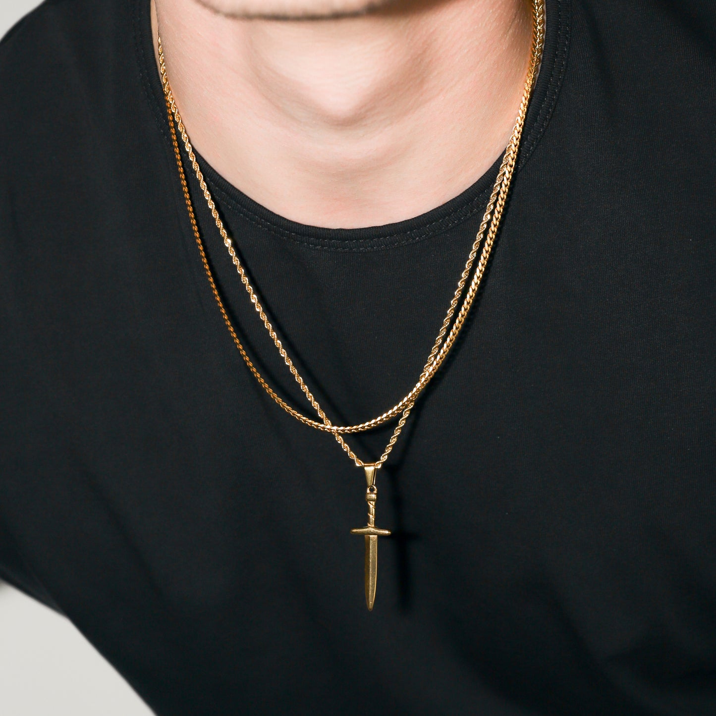Dagger Pendant Set