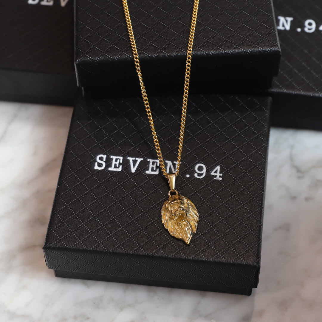 lion pendant necklace (6883386032294)