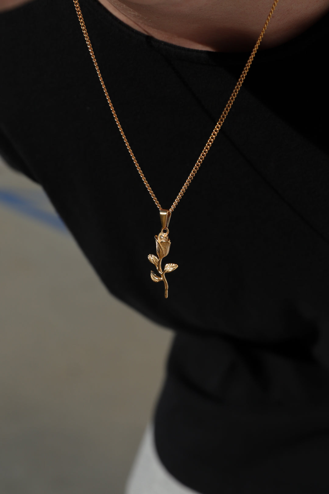 rose pendant necklace (6883448291494)